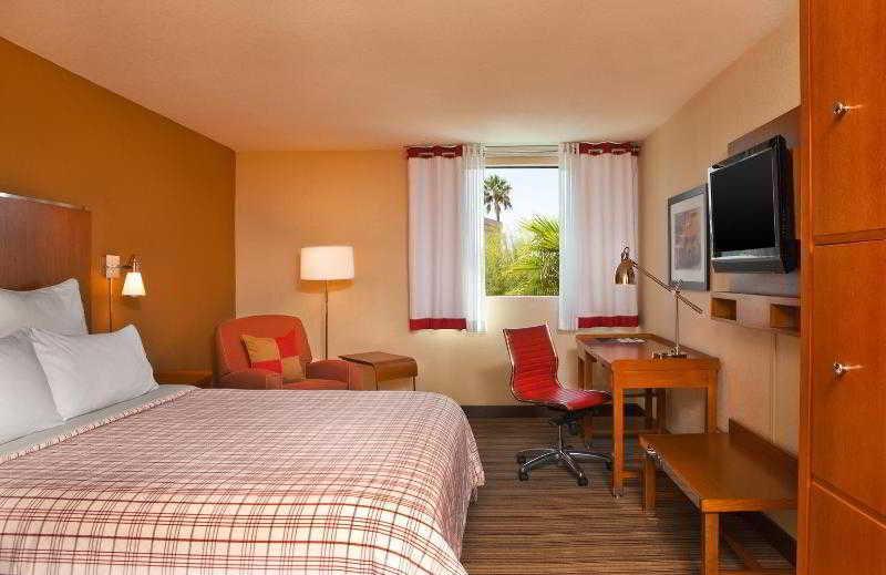 Moxy Phoenix Tempe/Asu Area 外观 照片